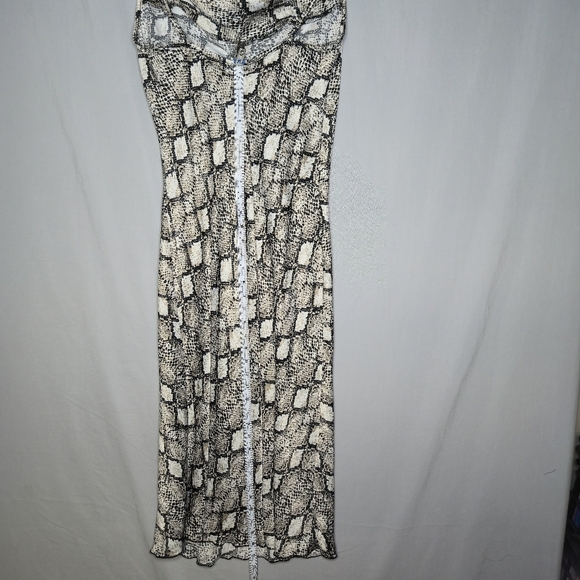 Bebe Sexy Snakeskin Look Dress With Cowl Front Spaghetti Strap Size S - Picture 4 of 10